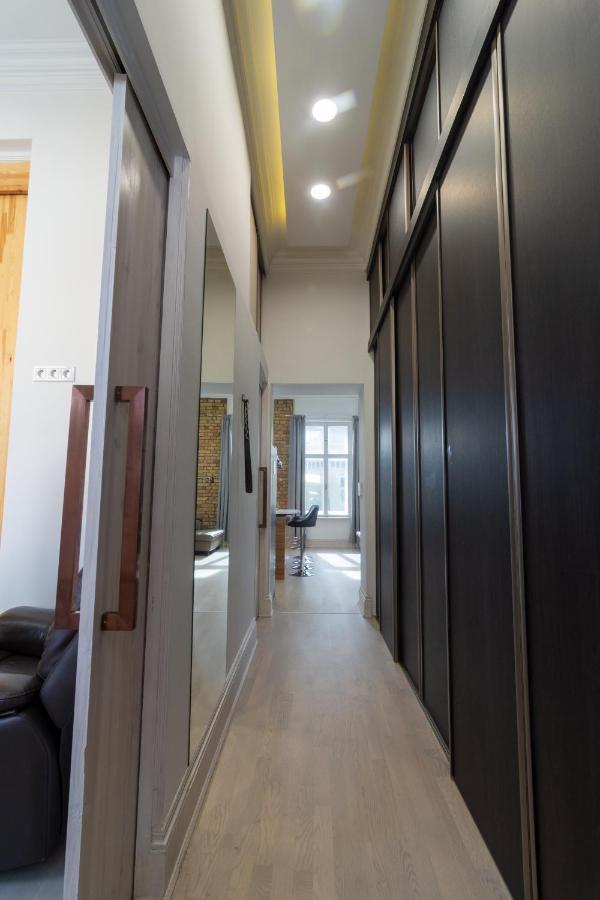 Tower Szeged Belvarosi Exkluziv Panoramas Apartman - Free Parking מראה חיצוני תמונה