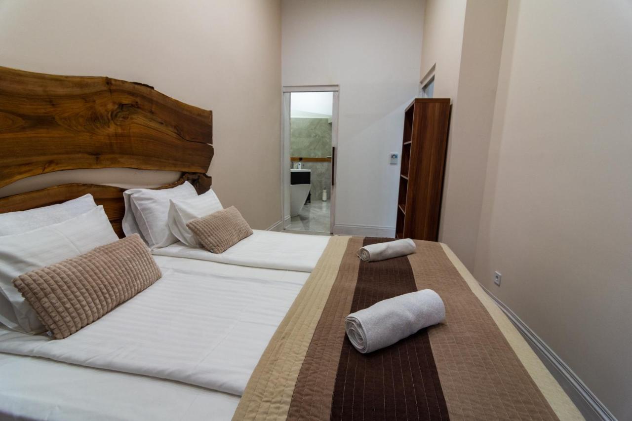 Tower Szeged Belvarosi Exkluziv Panoramas Apartman - Free Parking מראה חיצוני תמונה