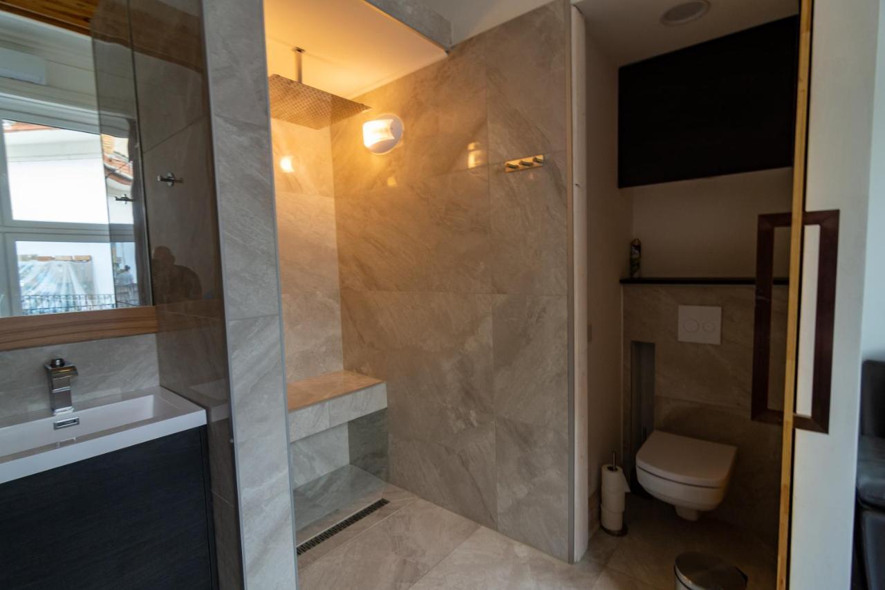 Tower Szeged Belvarosi Exkluziv Panoramas Apartman - Free Parking מראה חיצוני תמונה